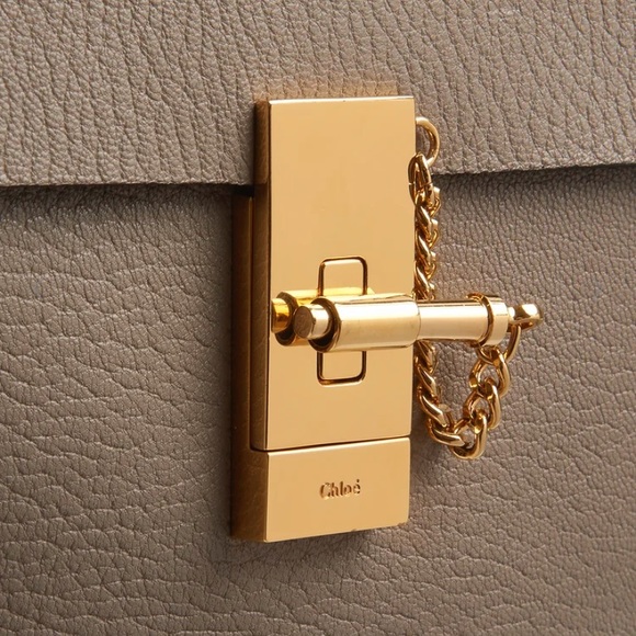 CHLOE | Drew Shoulder Bag in Grained Lamb Skin (MOTTY GREY) - Picture 3 of 12